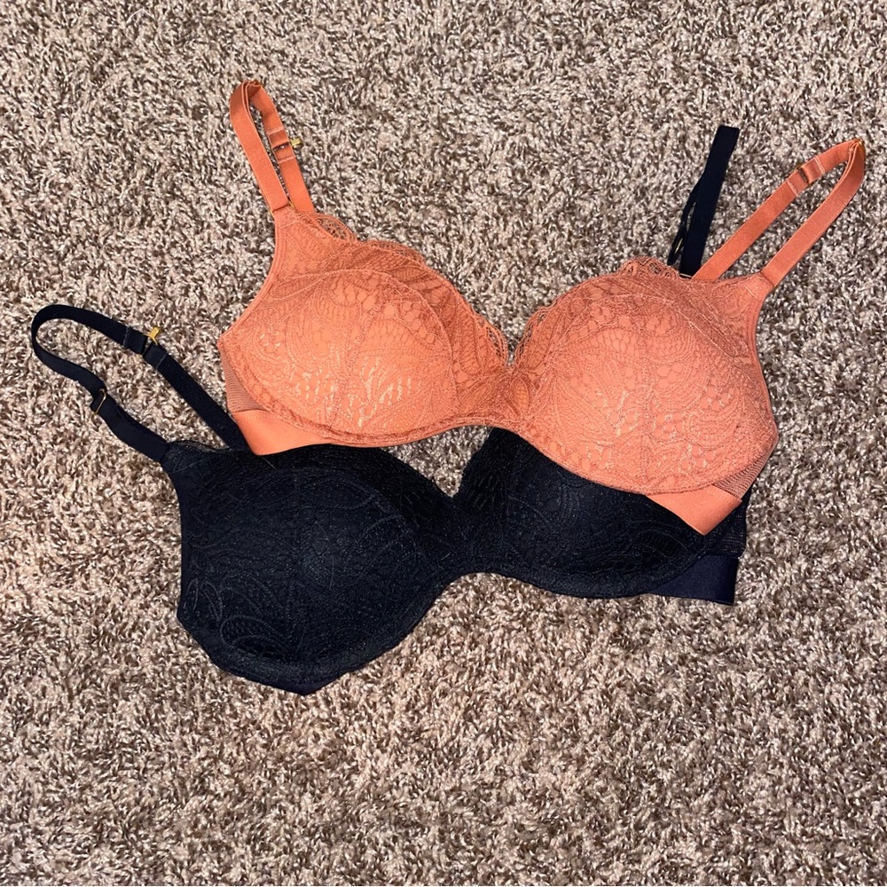 Wear Lively Rust Orange Lacy and Black Lacy No Wire Push Up Bra Set